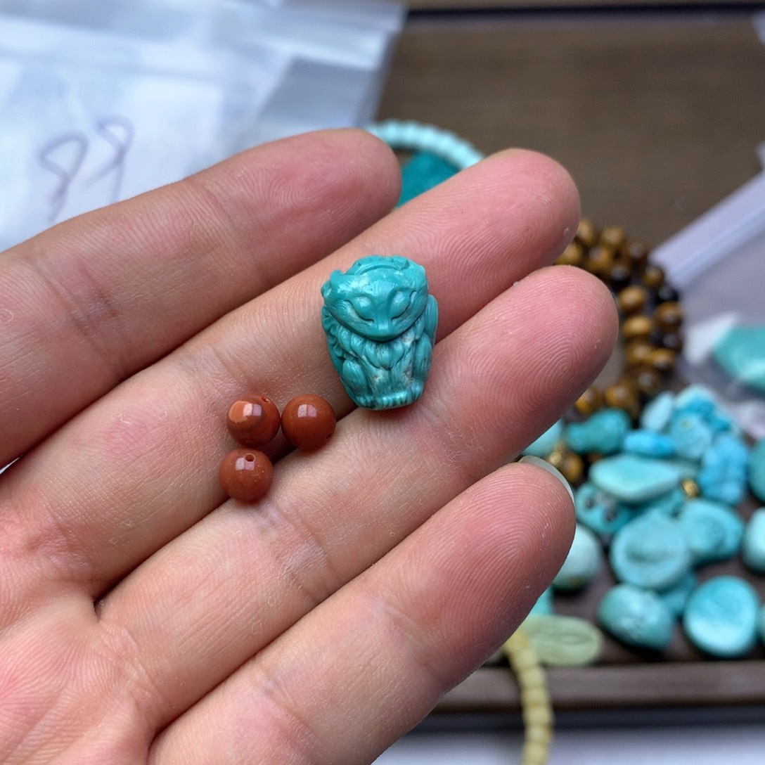 南红玛瑙雕刻未镶嵌