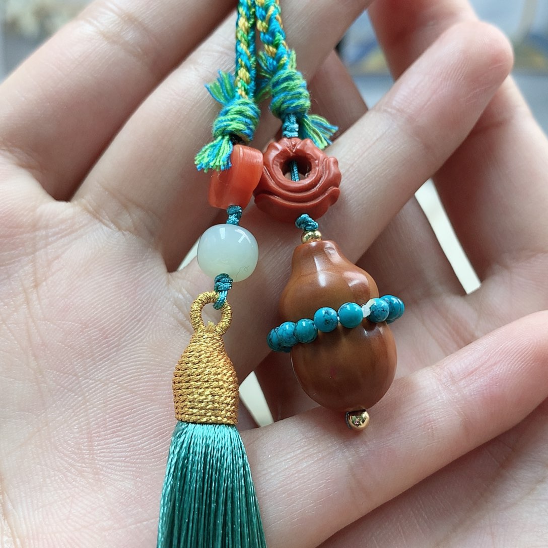 未镶嵌南红玛瑙珠宝奇石