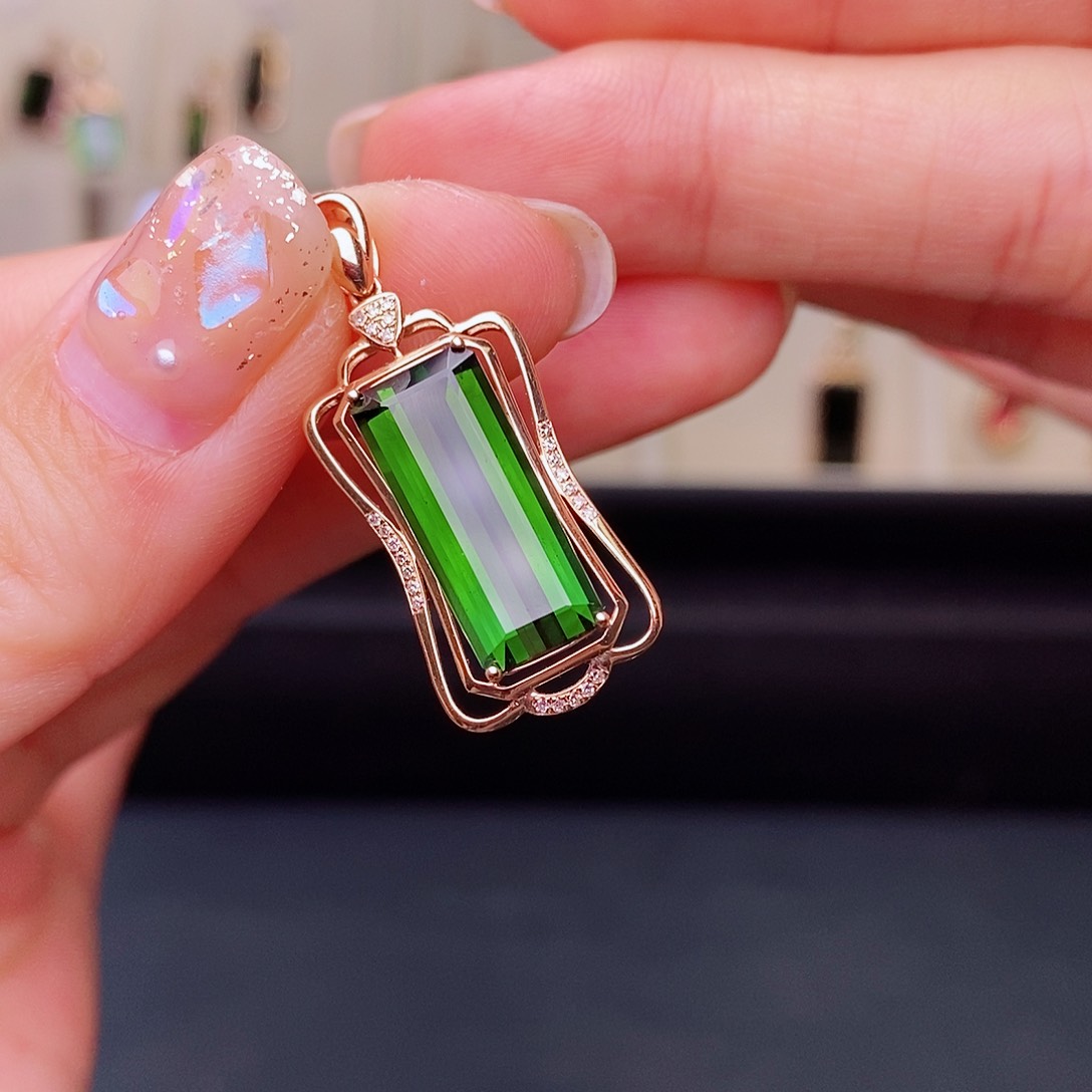 吊坠碧玺18K金镶嵌碧玺德****司