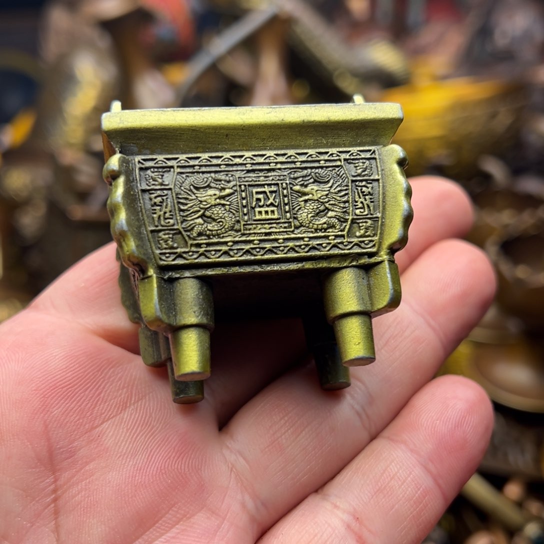 茶壶香炉铜器摆件