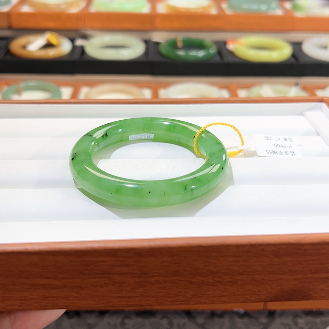 和田玉手镯未镶嵌  【胖圆猕猴桃果绿】