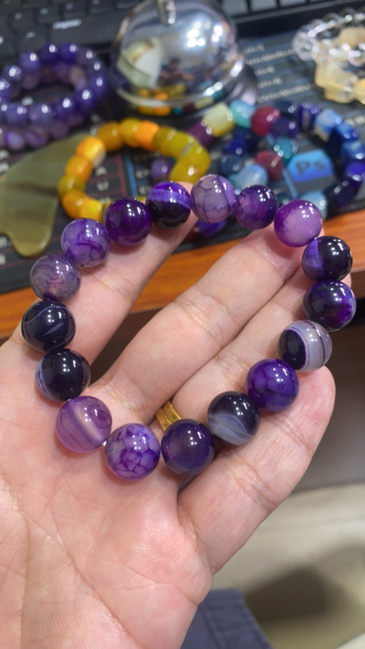 D 581 12 紫龙宫手串