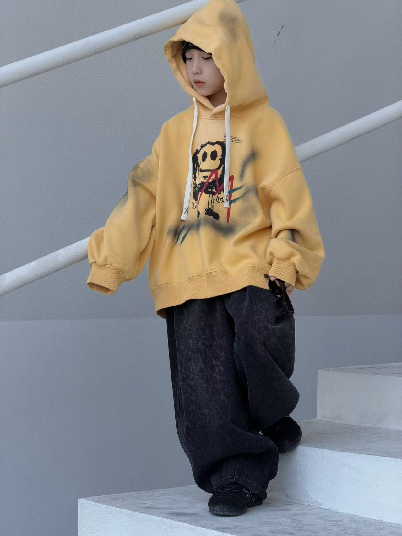 现货 CHU YAO 【海绵饱饱】儿童秋冬季加绒长袖涂鸦连帽卫衣25112