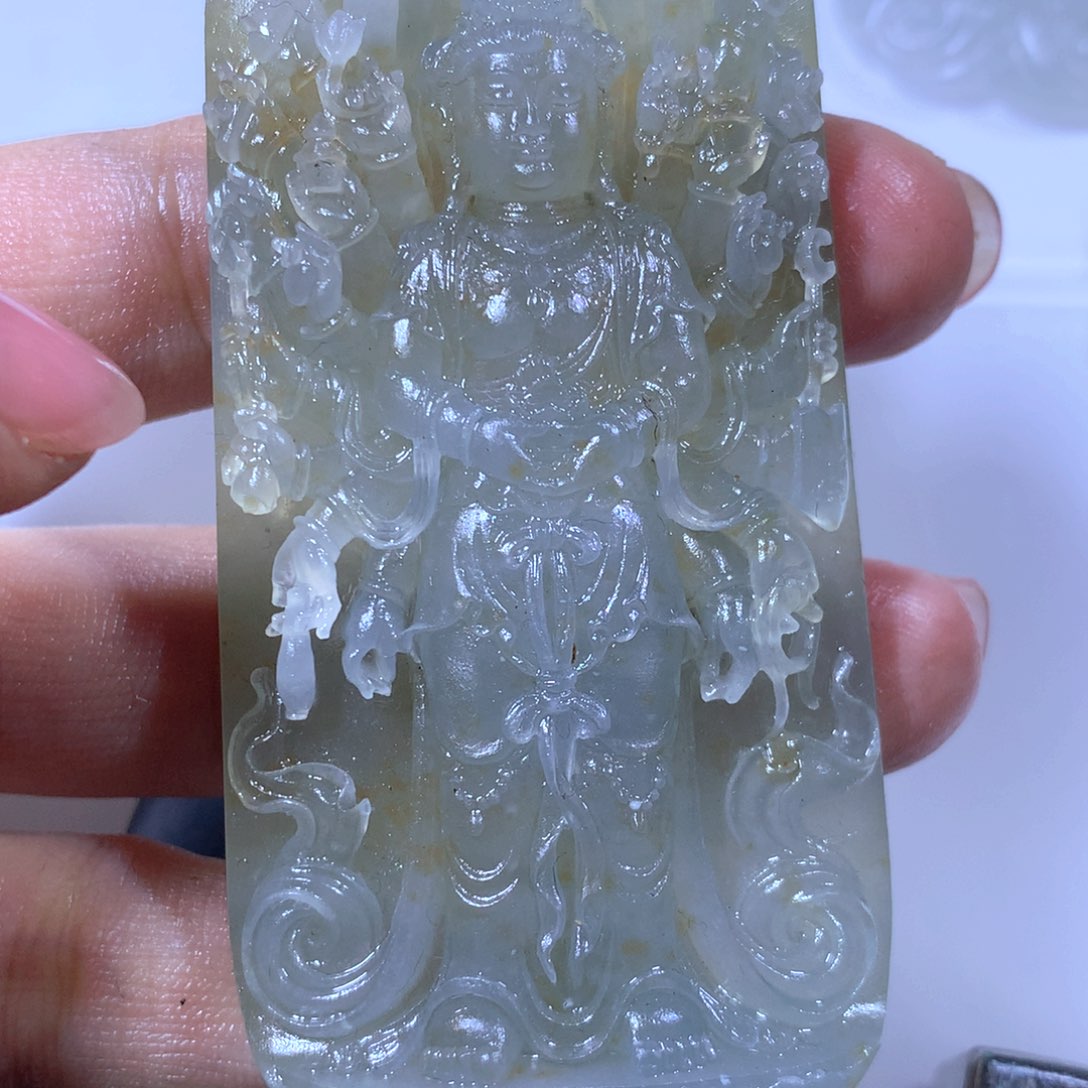 翡翠颈饰未镶嵌天然翡翠观音