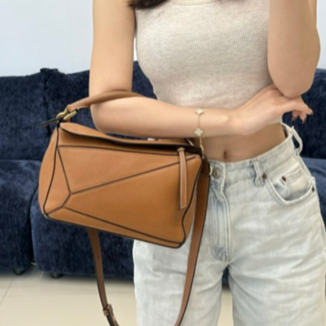 99新 LOEWE/罗意威 puzzle几何包 金棕色手提单肩包 小号 