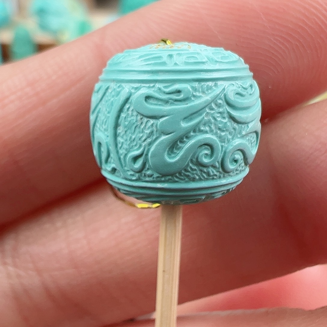 绿松石配饰未镶嵌