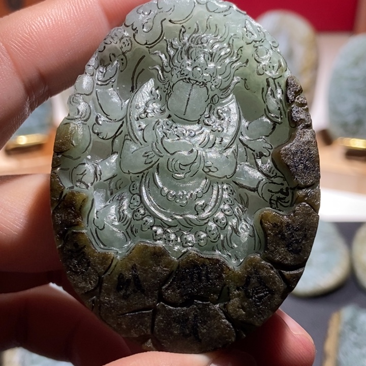 定制翡翠未镶嵌翡翠