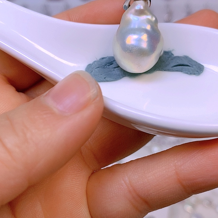 淡水珍珠颈饰合金