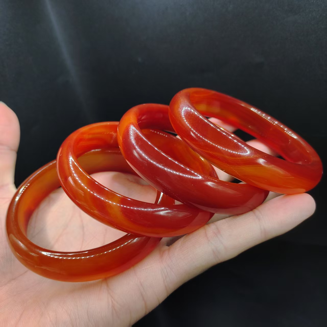 【龙龙严选】牛血红宽条手镯【多样性发其一】约54-62mm