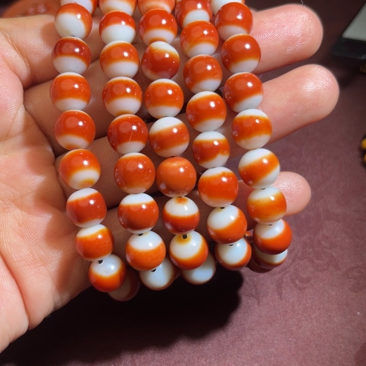 阿***虎和田玉未镶嵌颈饰