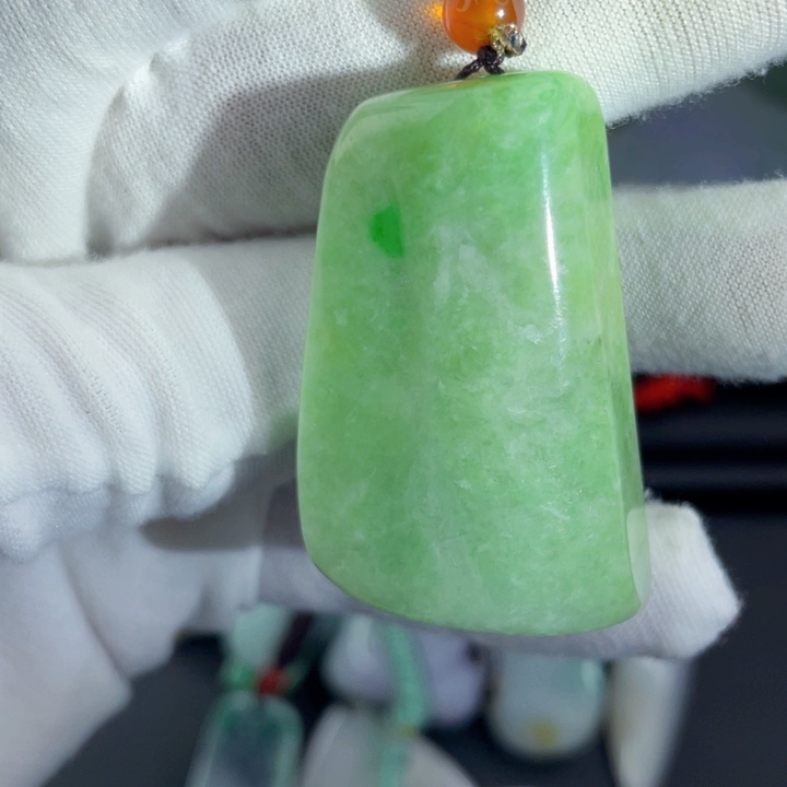 翡翠未镶嵌挂件片料