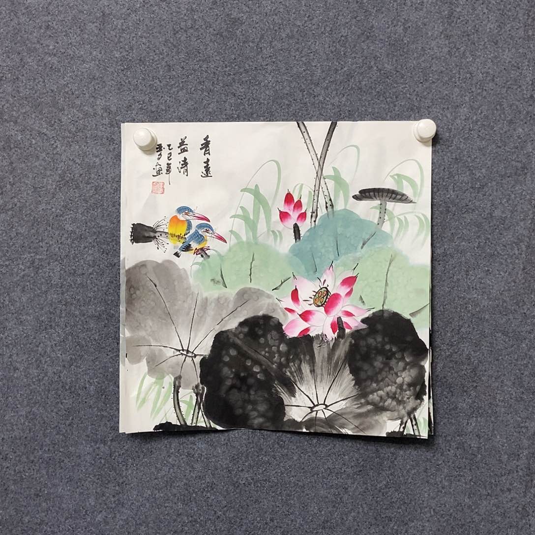 国画三尺斗方荷花一幅