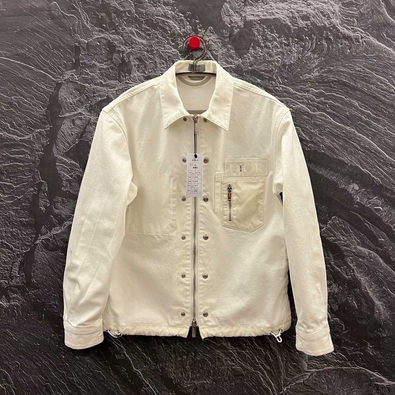 99新 DIOR/迪奥 联名Sacai白色牛仔衣   尺码44   10599