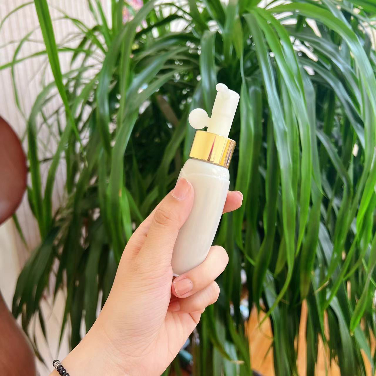 【稀缺好价格！】泡菜国天花板！净澈无残留 泡沫丰富的洁颜蜜洗面奶