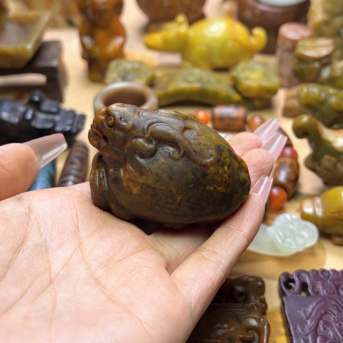 【闪购商品】蛇纹石玉颈饰未镶嵌