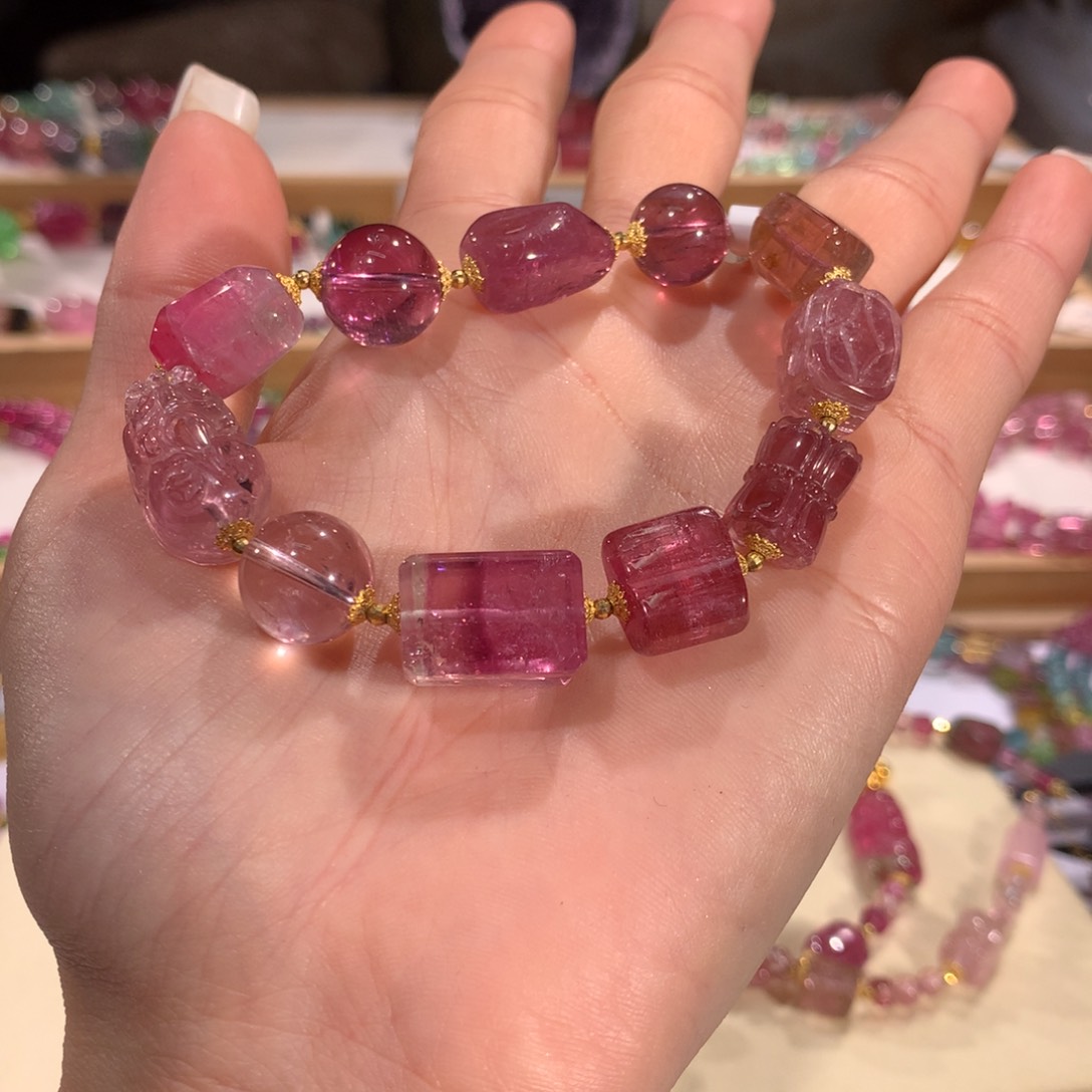 碧玺多样性发货一件未镶嵌