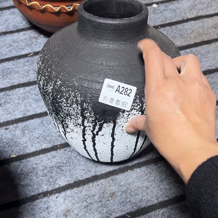 粗陶盆默认打孔高23口9