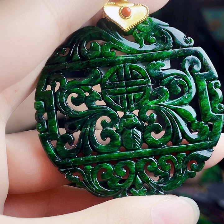 翡翠银S925镶嵌颈饰多样性