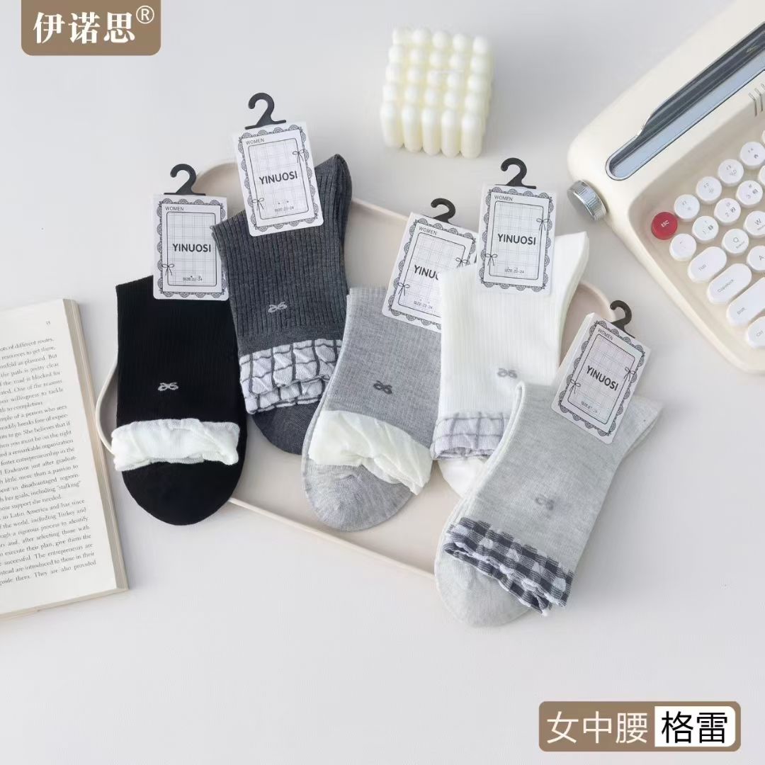 中筒袜冬季加厚女款格雷风蝴蝶袜子滴胶