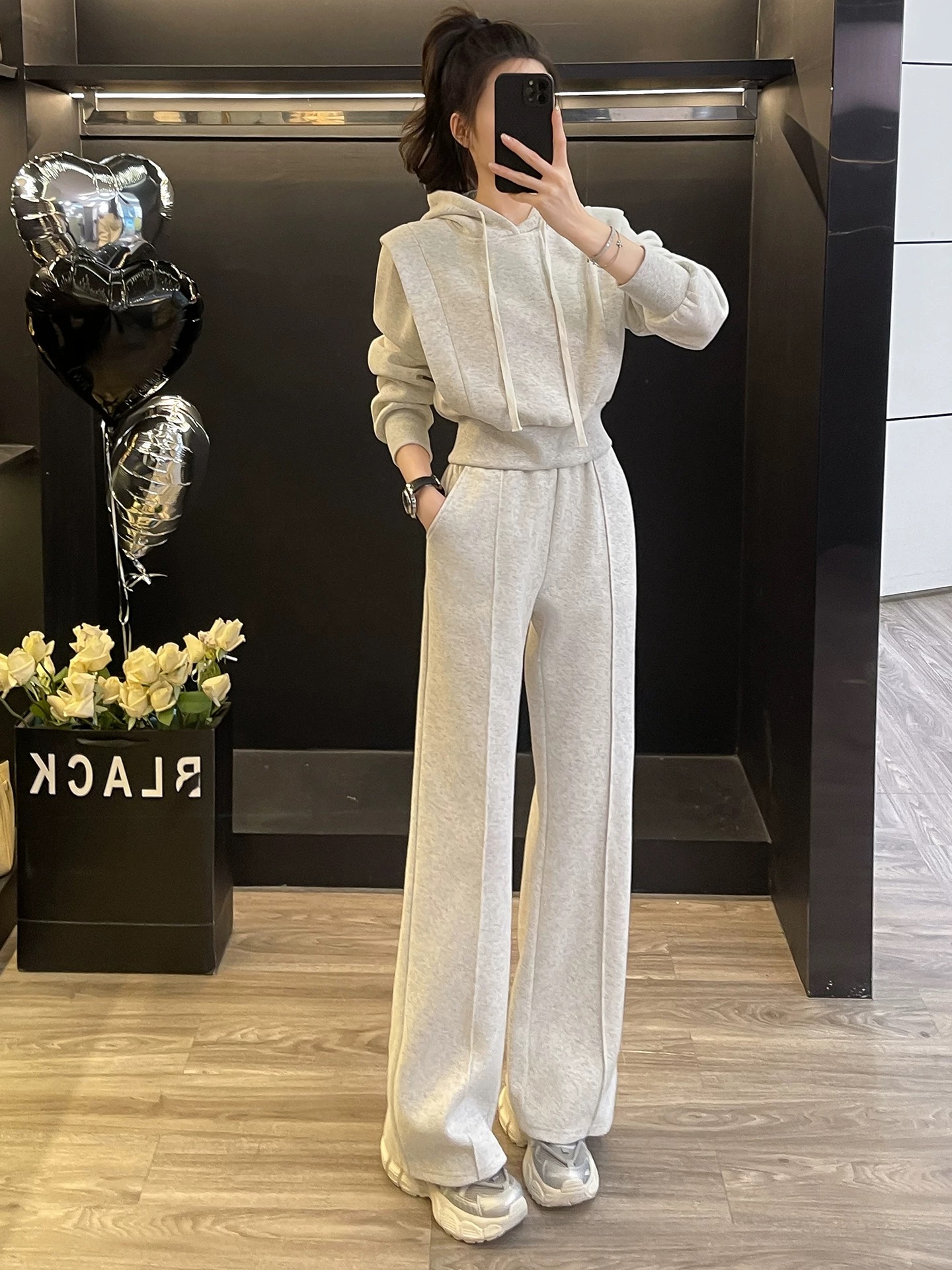 休闲宽松卫衣休闲运动套装洋气连帽时尚秋冬条纹