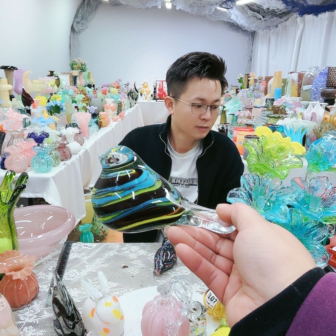 福利不退不换琉璃花瓶艺术品