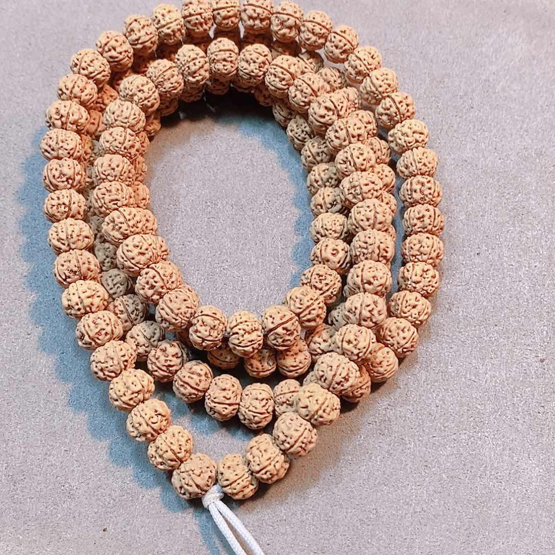 金刚菩提吊坠10左右凹的梅花