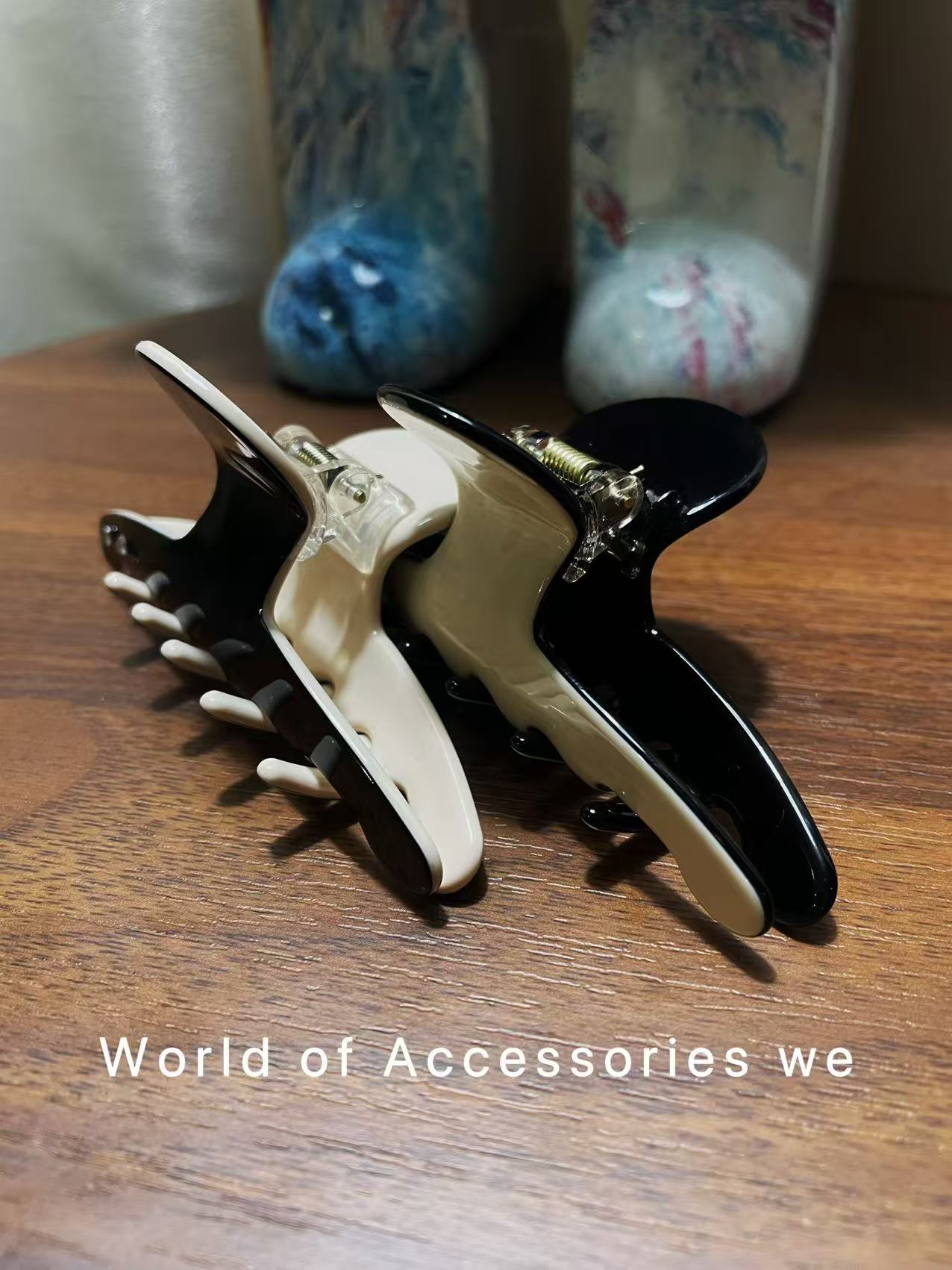 25S 011 醋酸 黑白 鲨鱼夹