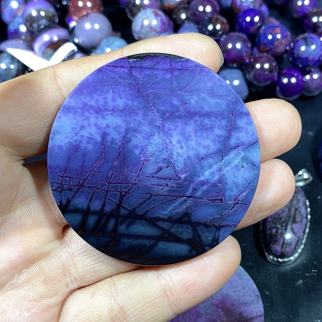 夕***阳苏纪石（舒俱来）未镶嵌南非舒俱来圆牌