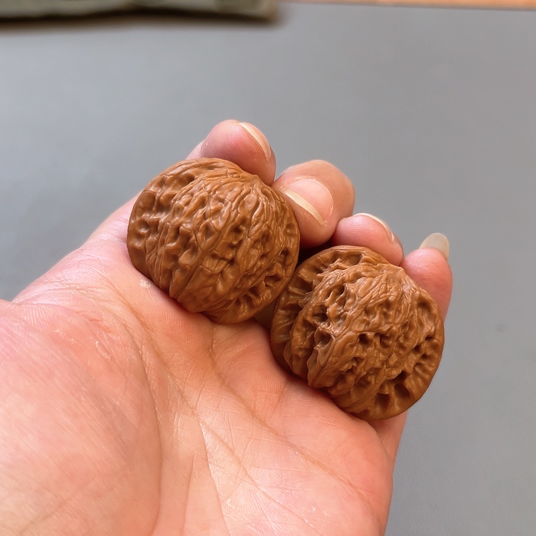 桃核把件34×32尺全品平谷红皮磨盘CN2015