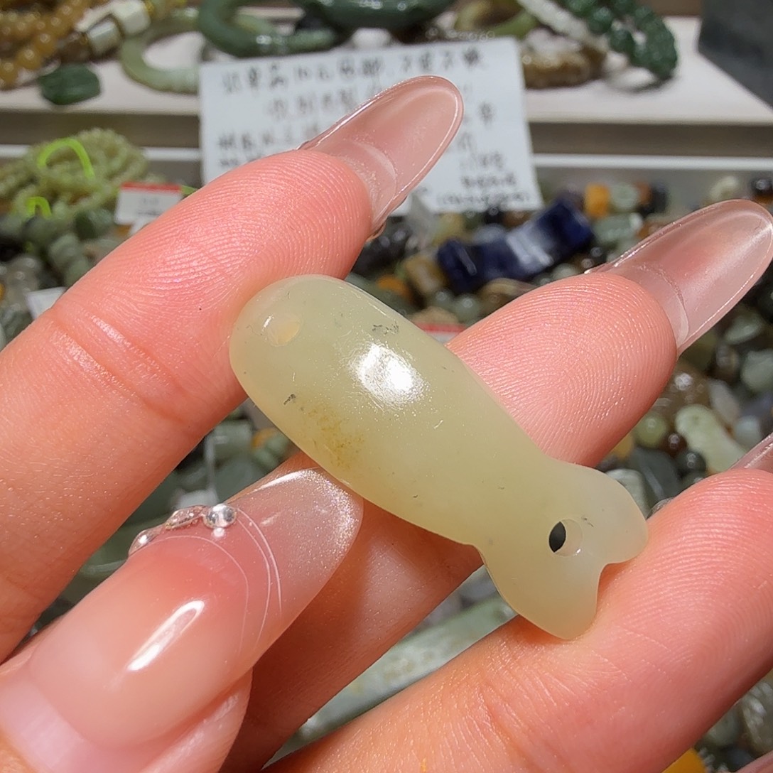 和田玉未镶嵌珠宝奇石