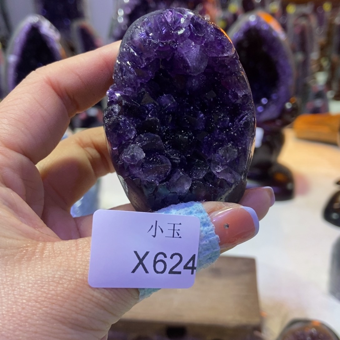水晶摆件未镶嵌摆件