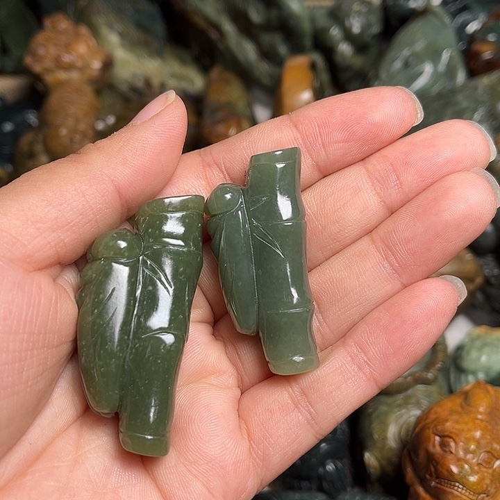 岫岩河磨玉（透闪石质玉）未镶嵌挂件