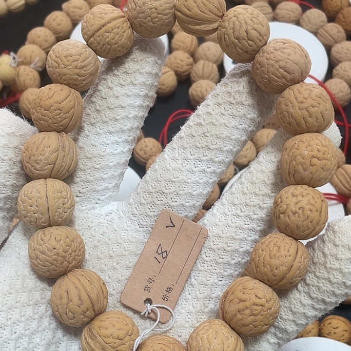 ****n吊坠文玩核桃野生桃核，一物一图