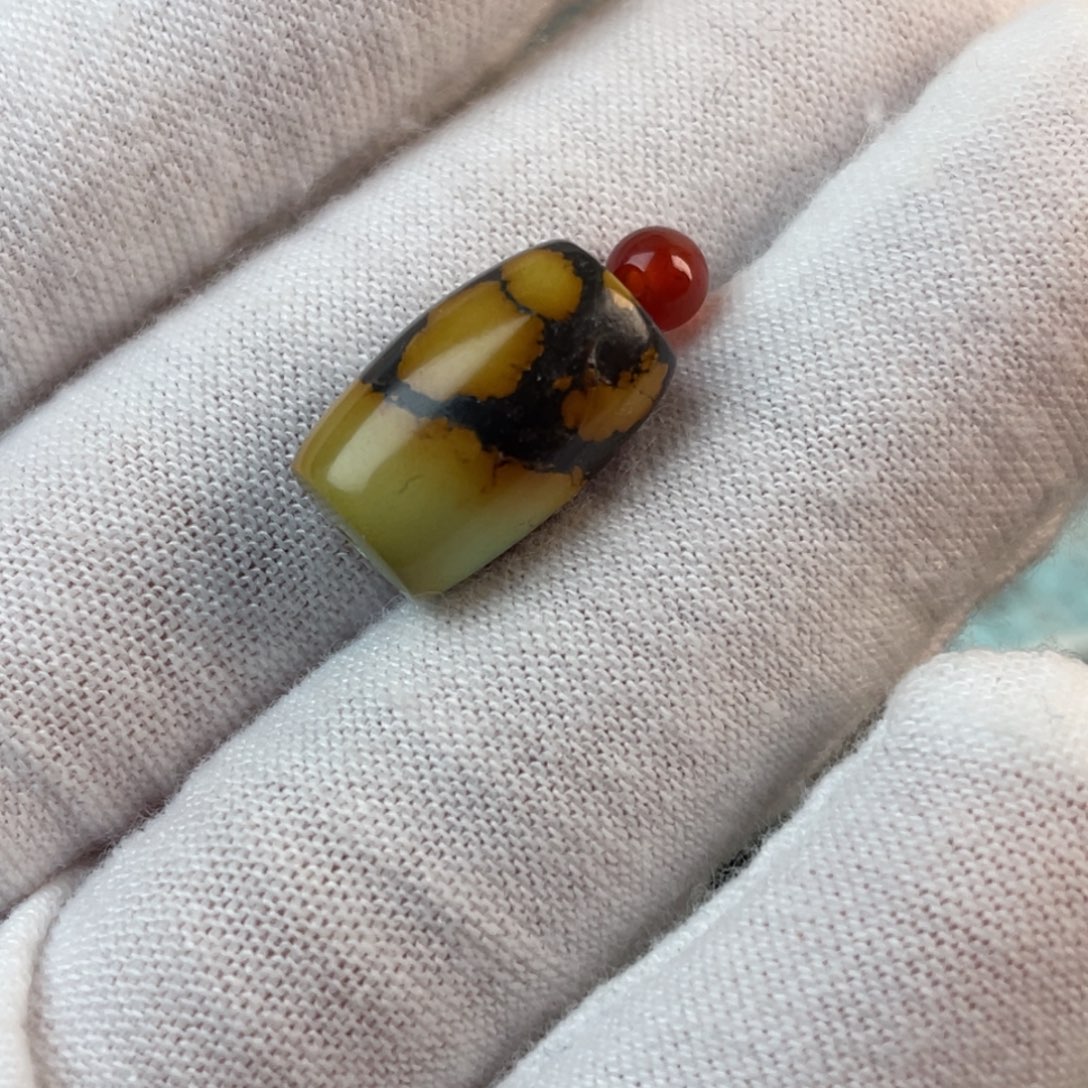 南红玛瑙未镶嵌配饰