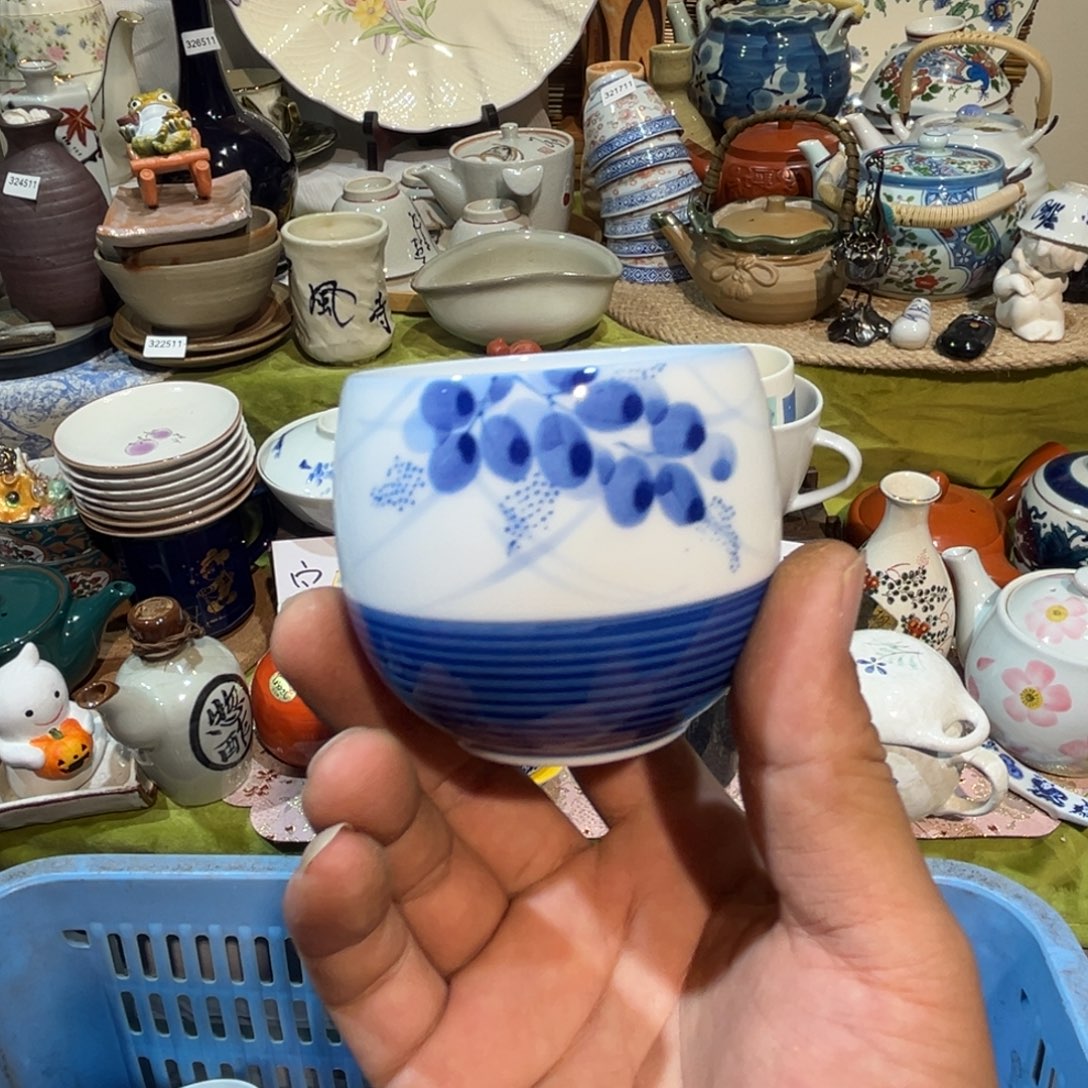 i***!其他散瓷，默认微瑕，完美者慎拍。