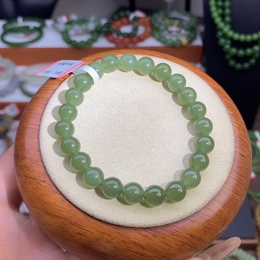 和田玉高冰湖水绿未镶嵌