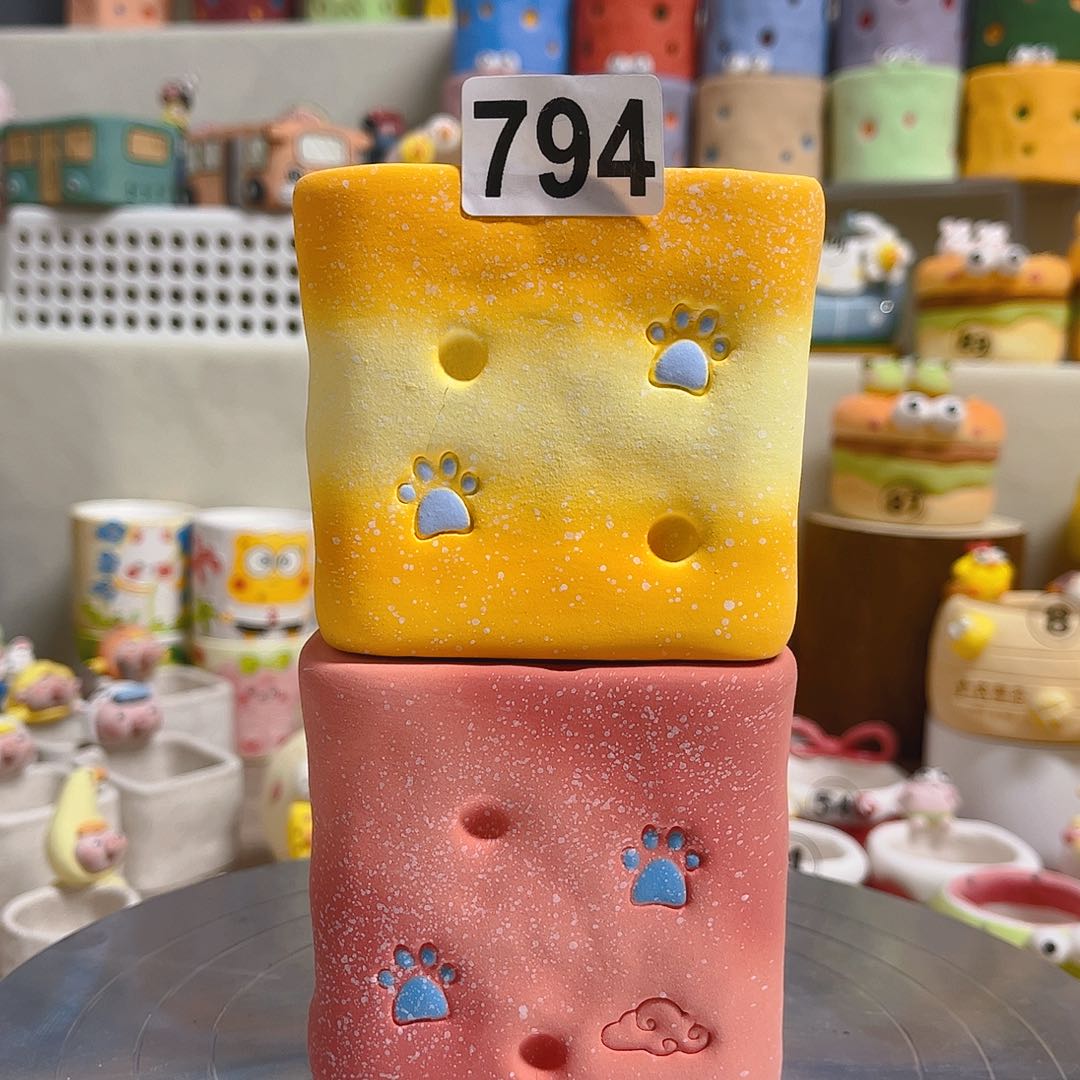 陶瓷794。   瑕疵。 瑕疵。