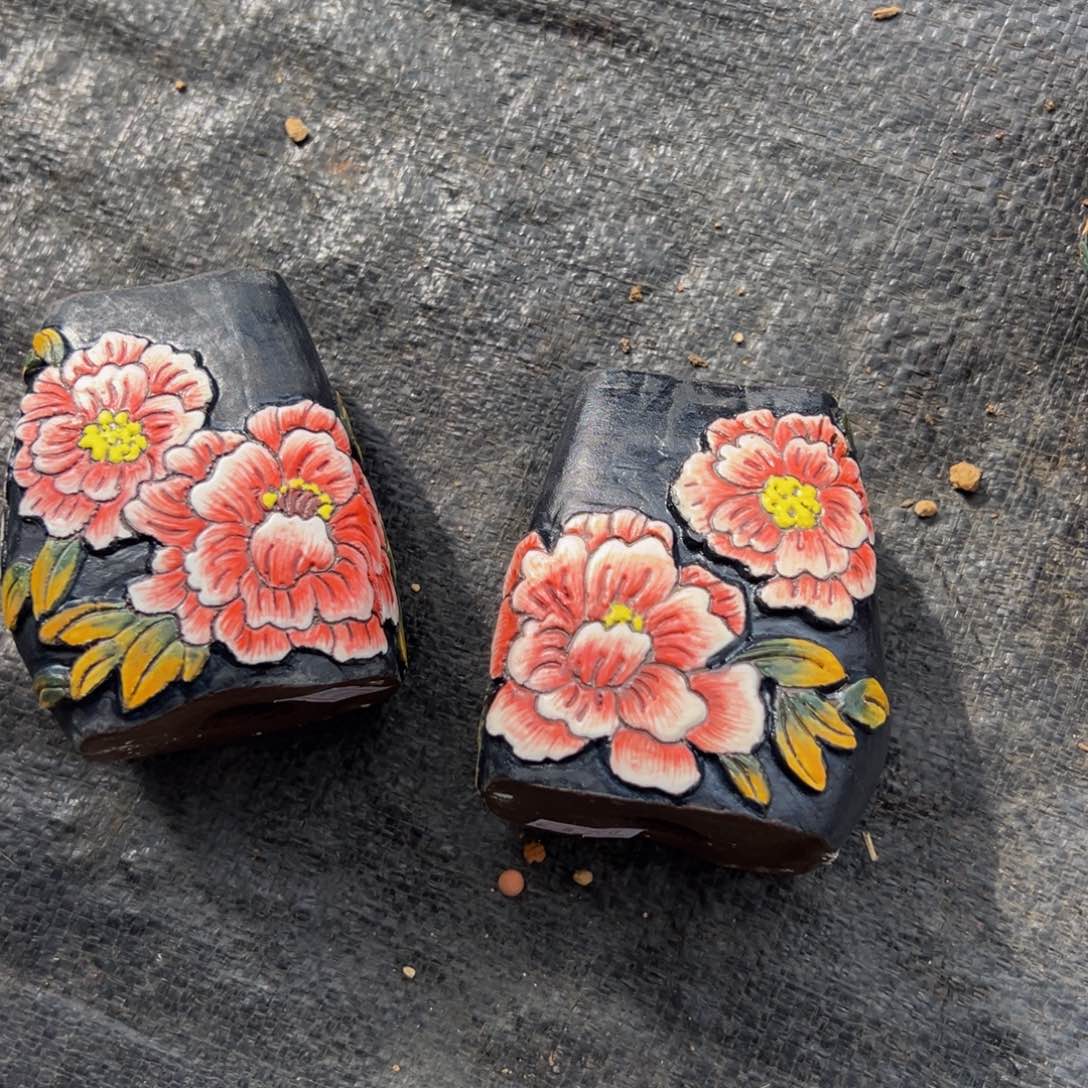 m**n7口3朵花368定金两只