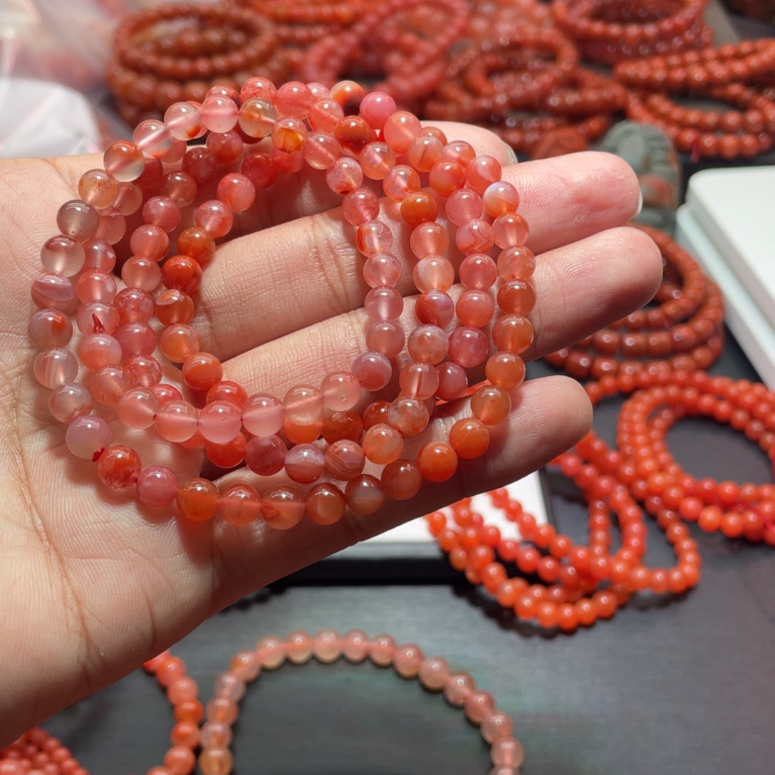 南红玛瑙手链未镶嵌