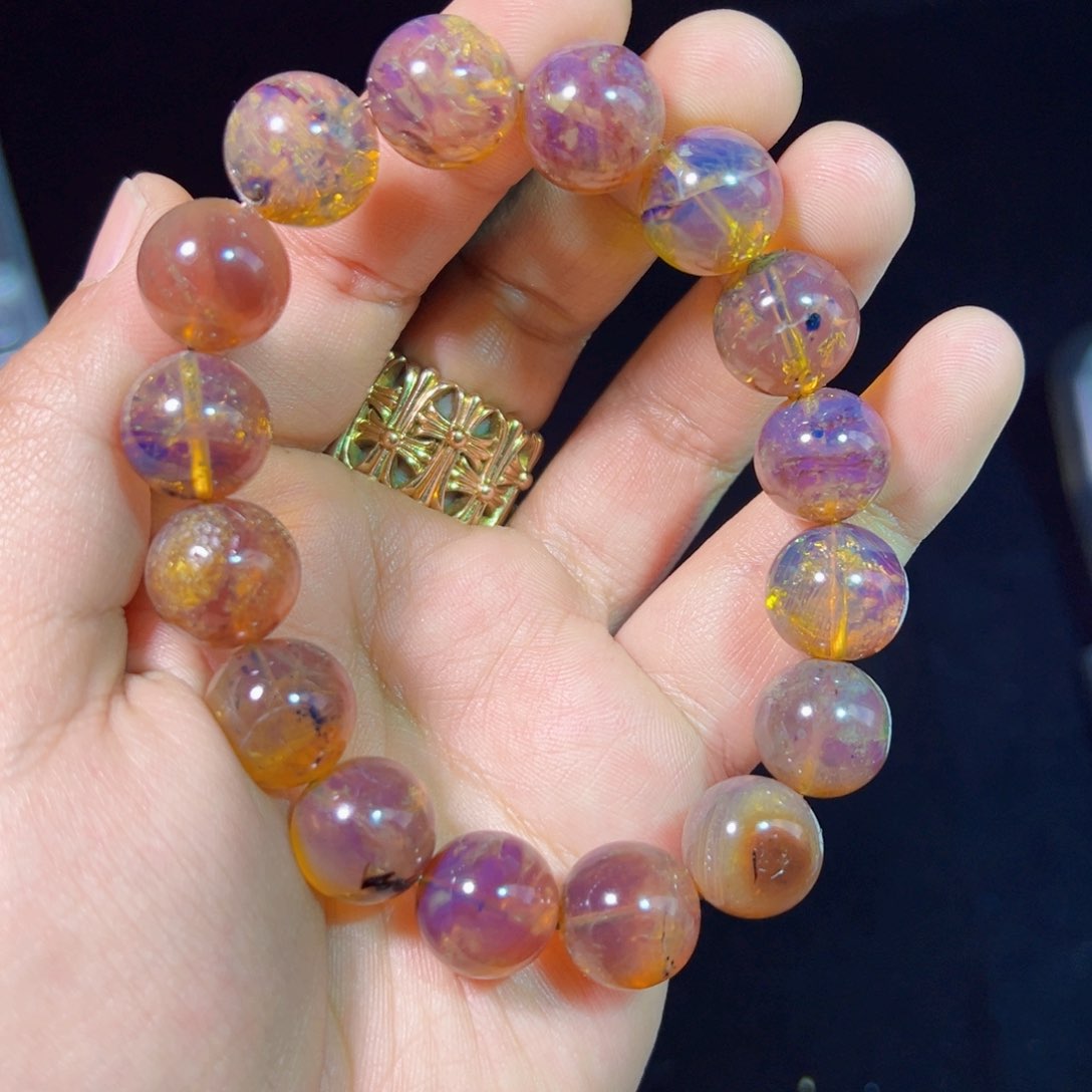 琥珀裸石未镶嵌琥珀