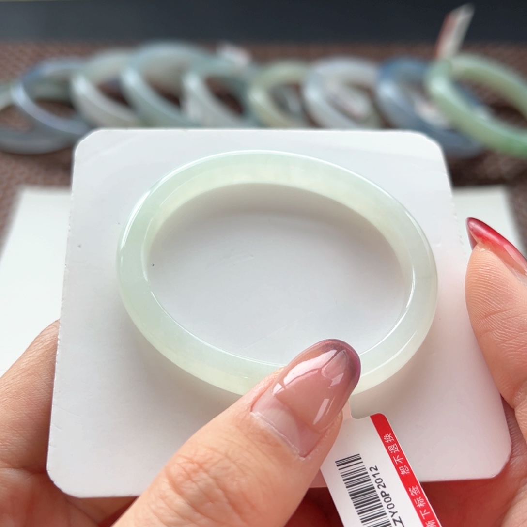 翡翠手镯未镶嵌12号 49.5贵妃