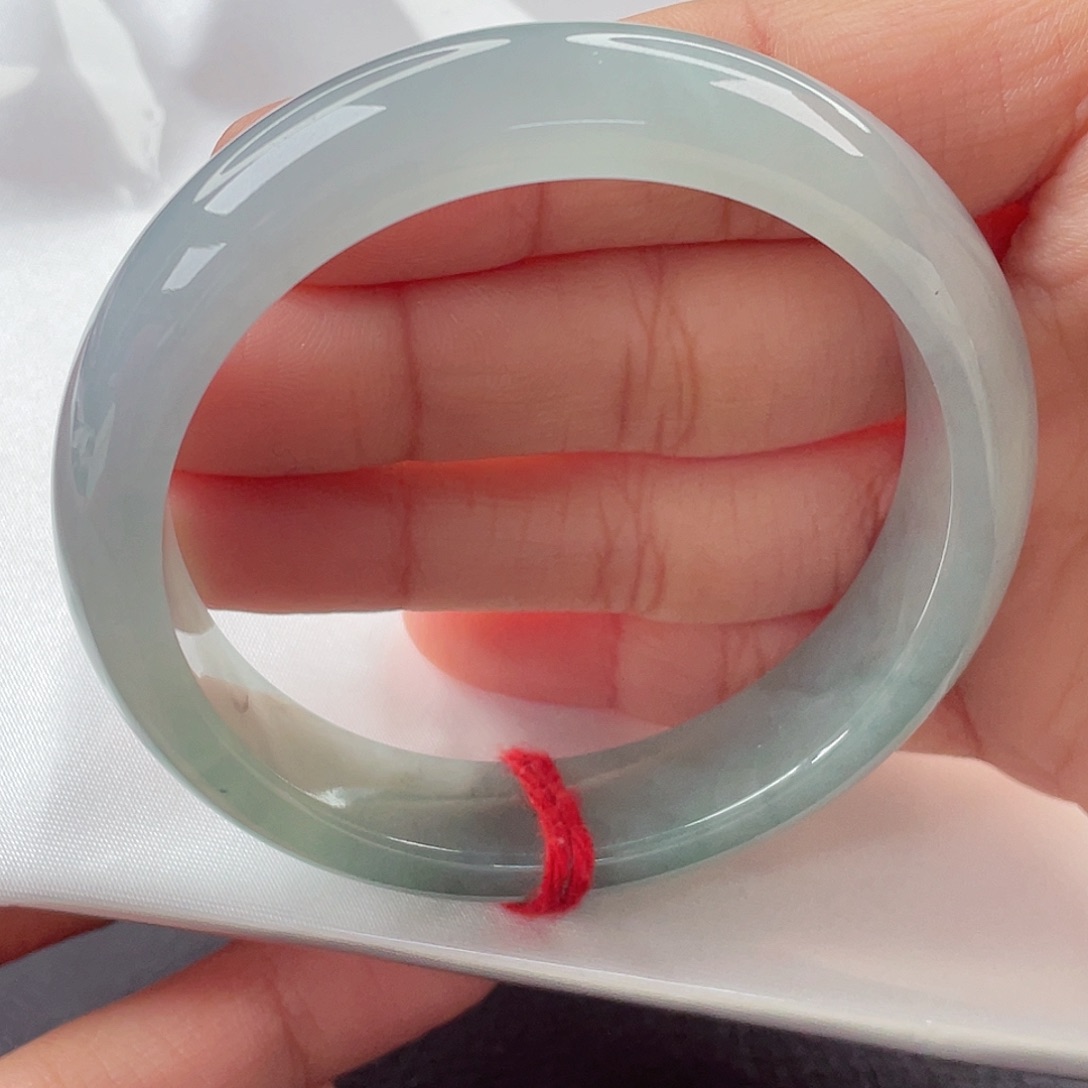 翡翠手镯未镶嵌55.5正圈