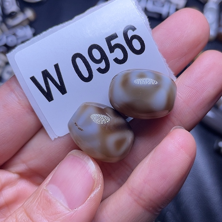 玛瑙/玉髓颈饰未镶嵌瑕疵