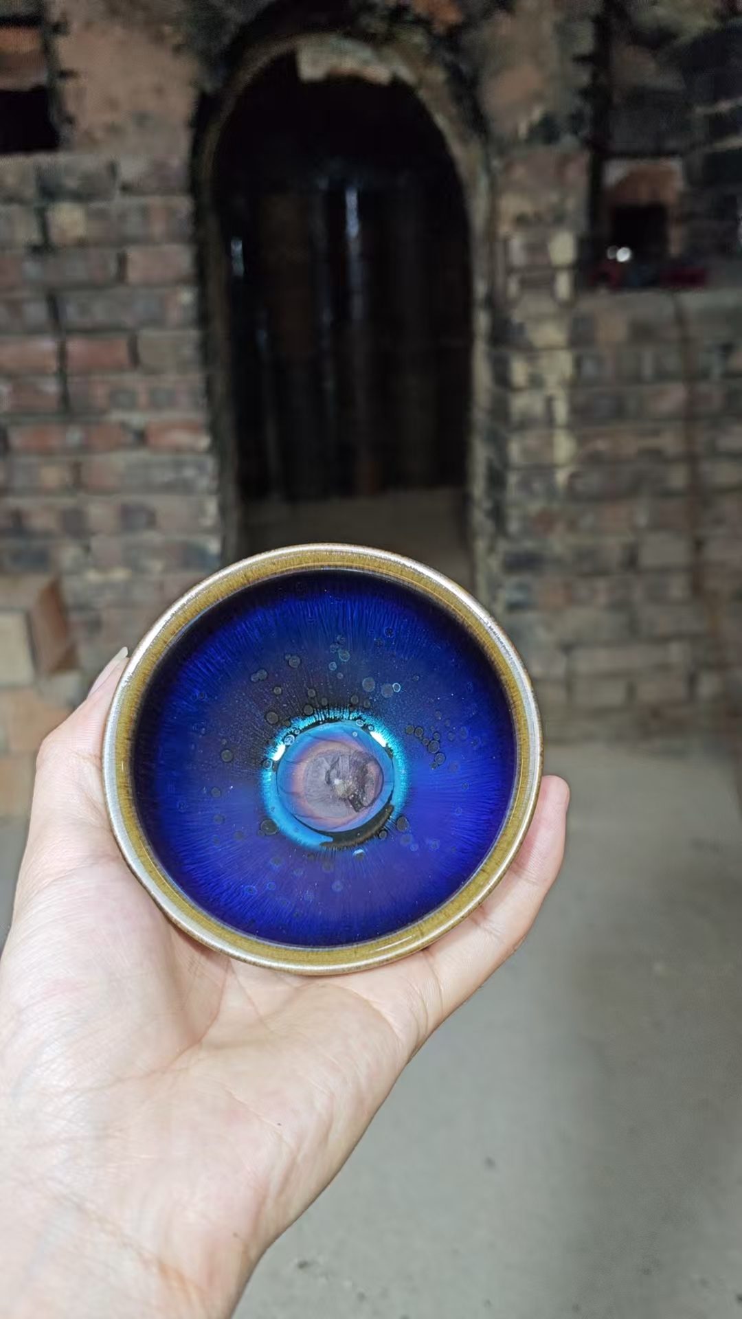 建窑建盏  蓝七彩耀变