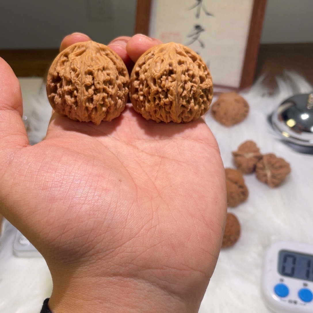 40南疆文玩核桃1121