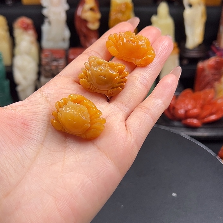 老挝石北部田黄石