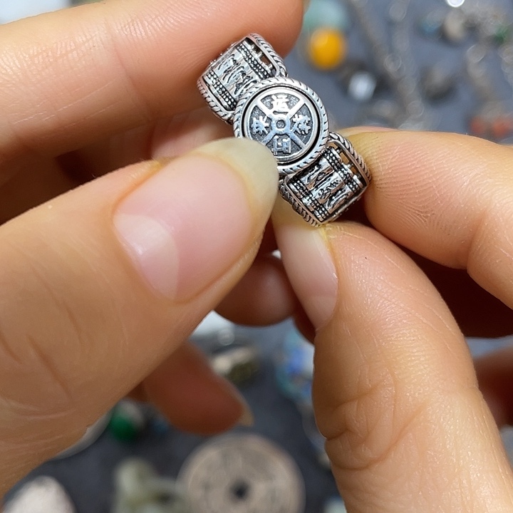 覃***琉璃手工艺品777788888888