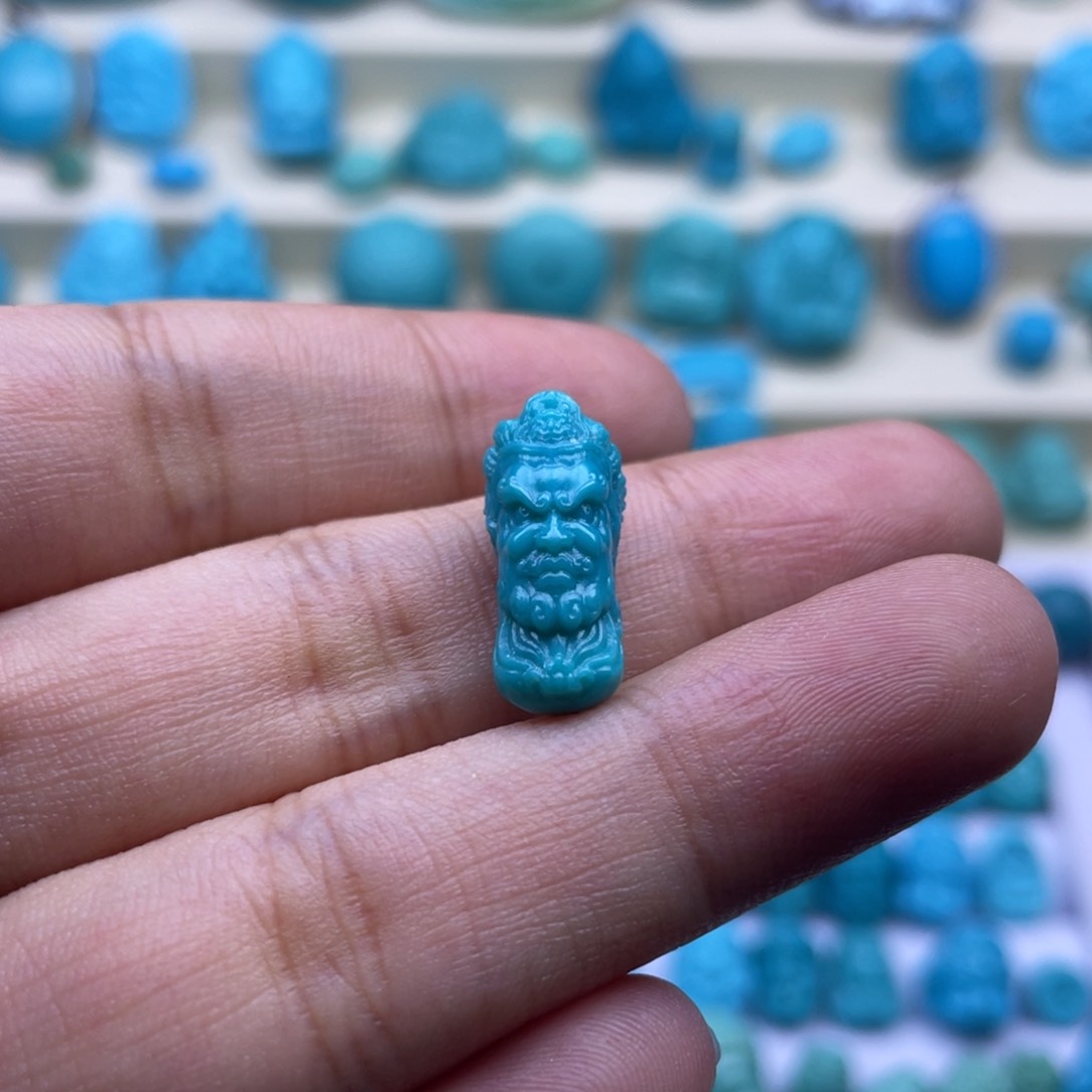 未镶嵌绿松石珠宝奇石