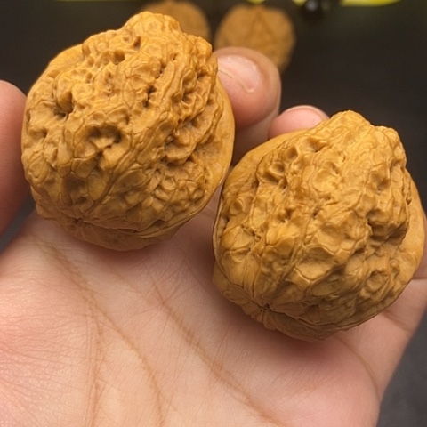 文玩核桃把件41尺云南核桃