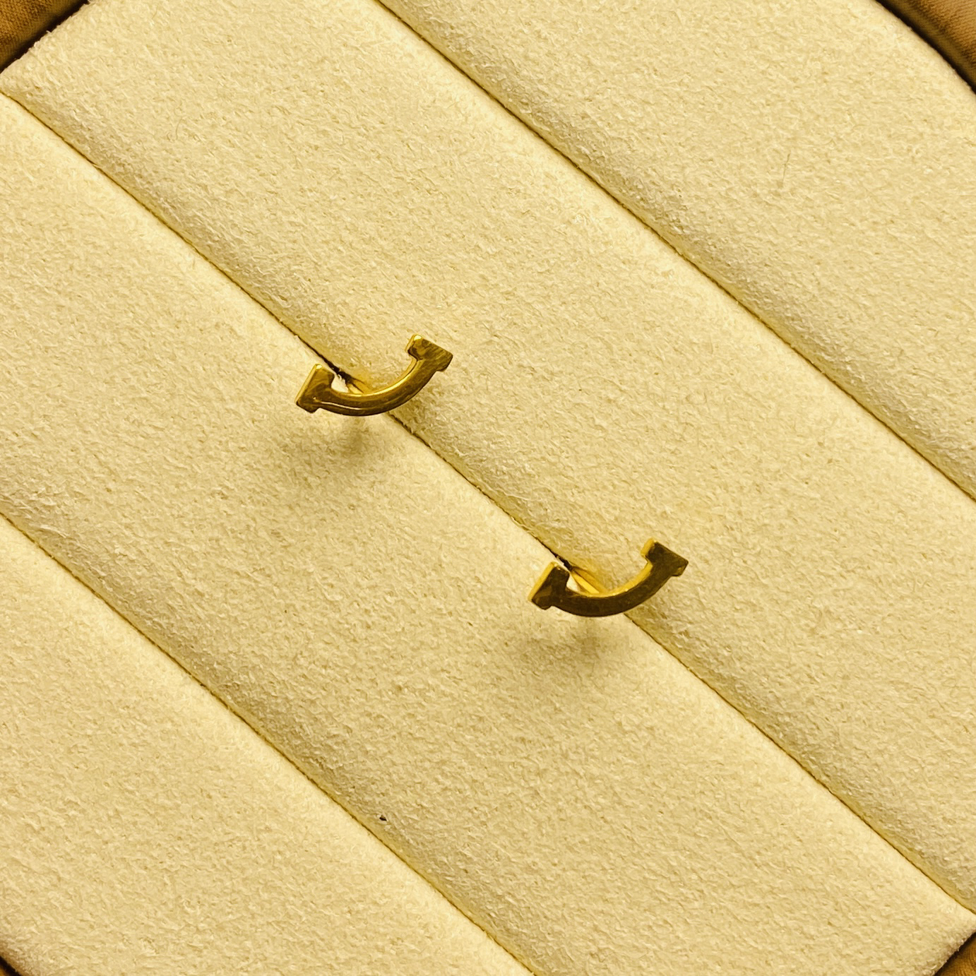 足金999 磨砂弯针黄金豆豆耳钉4mm